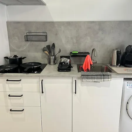 Quiet In A Park Close To The Sea & & Subway No-4 Apartment